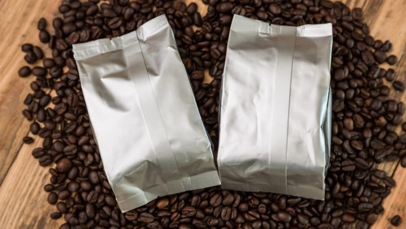 Мужчины украли кофе на 39 тысяч рублей в магазине Южно-Сахалинска