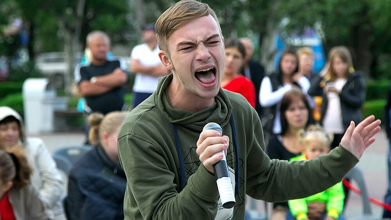 Многодетный отец из Южно-Сахалинска победил в битве «Караоке онлайн»