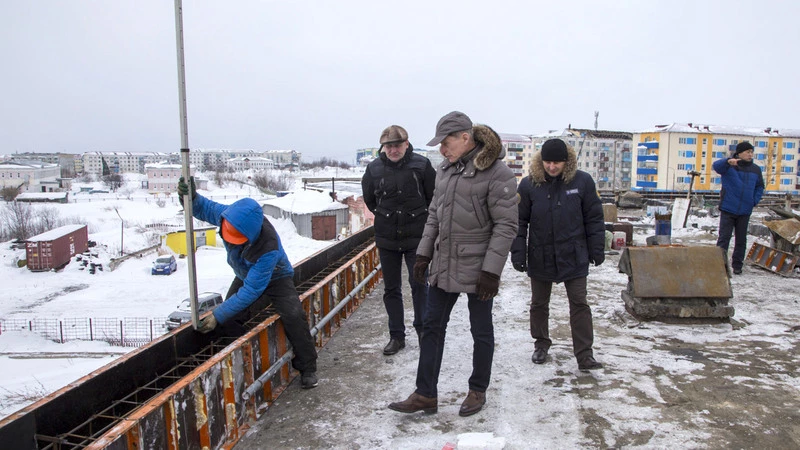 Власти Сахалина разберутся в причинах установки некачественной кровли в Углегорском районе