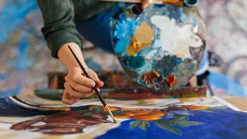 Нейросеть преобразит рисунки сахалинских школьников  в картины великих художников