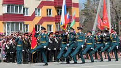 День Победы в Южно-Сахалинске: парад, «Бессмертный полк» и фронтовая каша