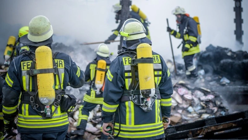 Семье погорельцев из Южно-Сахалинска помогут с ремонтом пострадавшей квартиры