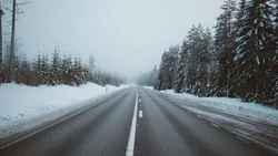 Муниципальные автобусы вышли на линии на Сахалине после метели