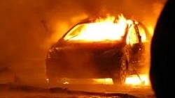 Пожарные потушили автомобиль в Анивском районе 23 июля