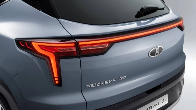 Скидку до 925 тысяч рублей на покупку электромобиля получат жители Сахалина и Курил