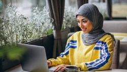 Аналитики назвали процент лояльных к мигрантам компаний в России