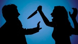 Женщина ударила супруга ножом во время ссоры в Южно-Сахалинске 3 сентября