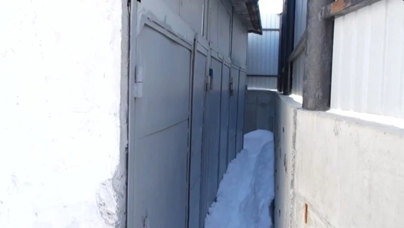 Администрация Южно-Сахалинска и Народный фронт подключились к спору из-за бетонного забора