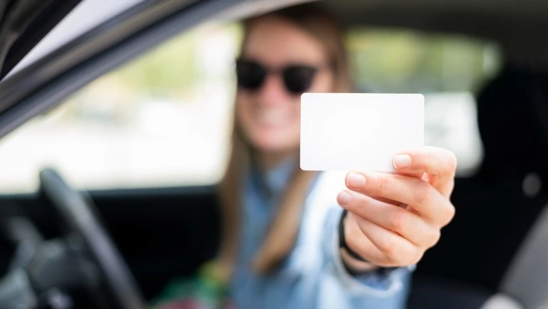 К началу 2026 года свыше 3 миллионов граждан России должны заменить водительские права