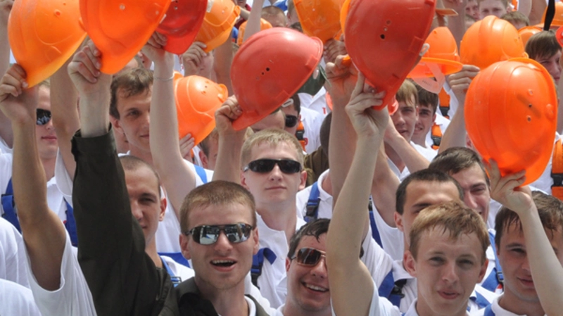 На Сахалине возродят студенческое трудовое движение