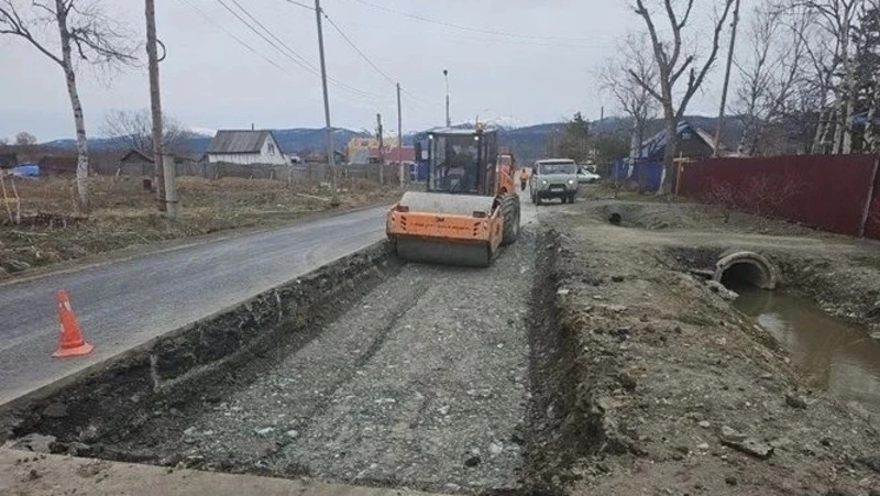 Почти 64 тысячи «квадратов» покрытия восстановили на дорогах Сахалинской области