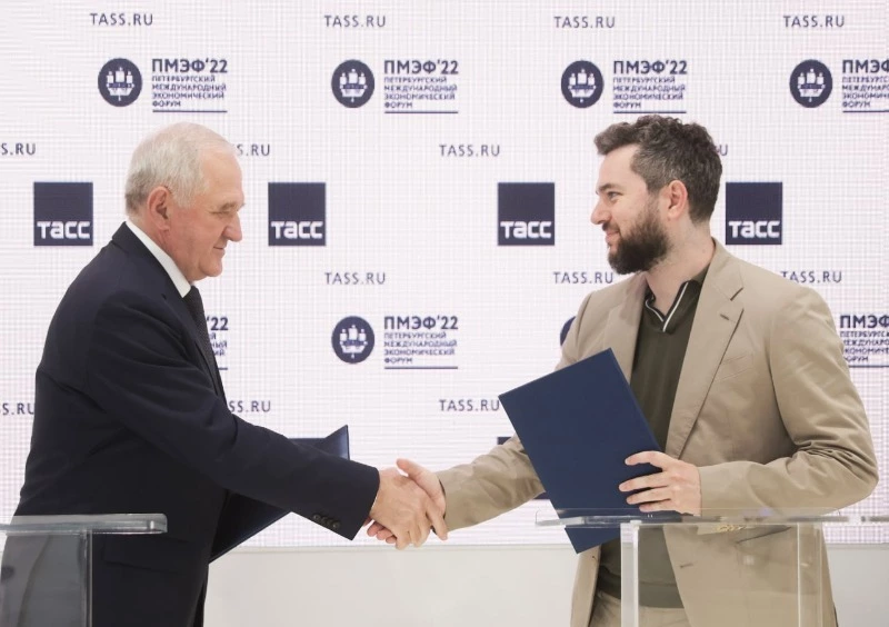 Сахалинских школьников и учителей научат распознавать фейки