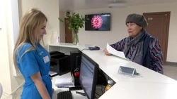 «Серебряные волонтеры» могут пройти прием у узких специалистов клиники «Медскан Сахалин»