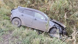 Женщина на Subaru Impreza попала в больницу после ДТП в Углегорском районе