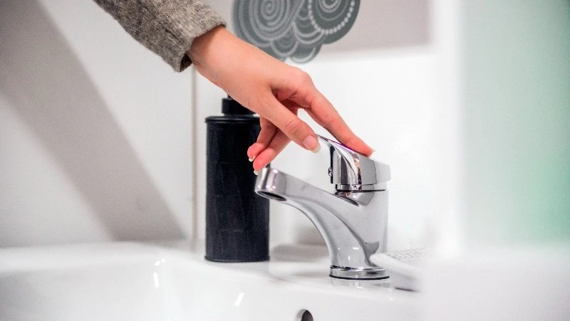 Отключения горячей воды в Южно-Сахалинске 12 октября: список адресов