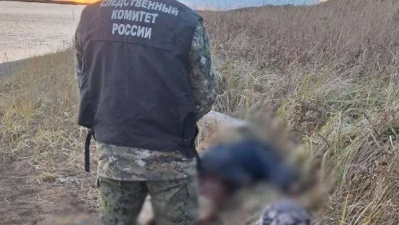 Труп 70-летнего мужчины выбросило на берег реки в Поронайском районе