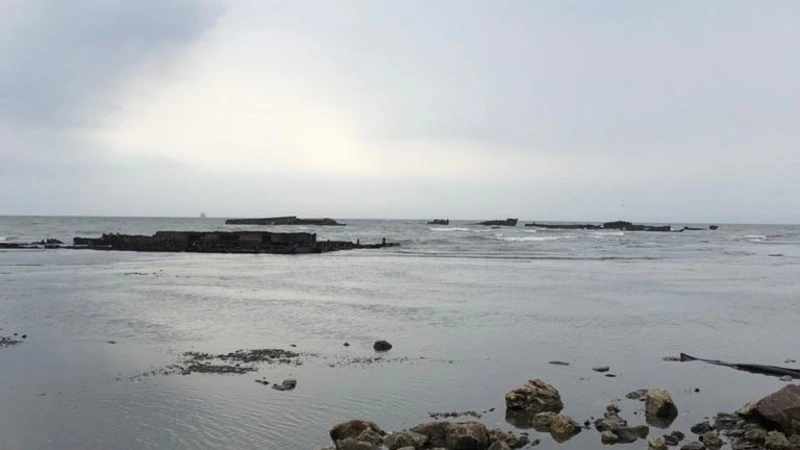 Затонувшие суда ликвидируют на Сахалине