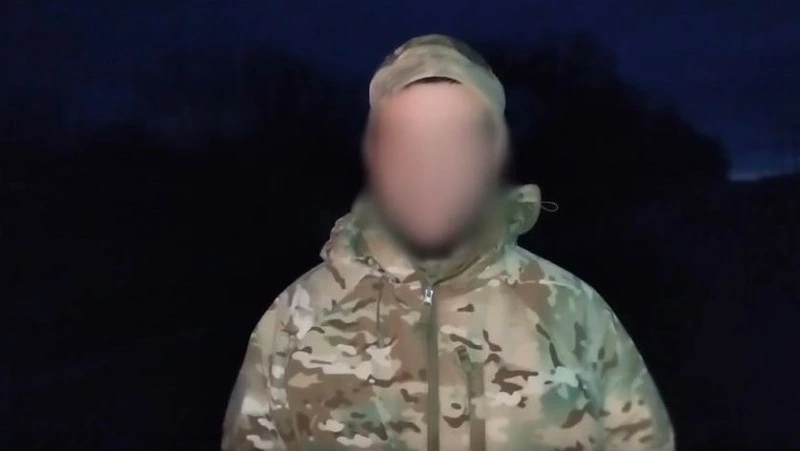 Боец с Сахалина передал привет родным на островах 