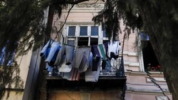 Россиян могут оштрафовать за сушку белья на балконе или за окном