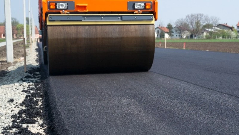 Проезд возле крупного ТЦ закроют на день в Южно-Сахалинске