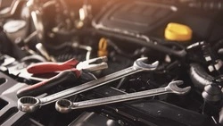 Сахалинец выдумал профессию и продавал несуществующие запчасти