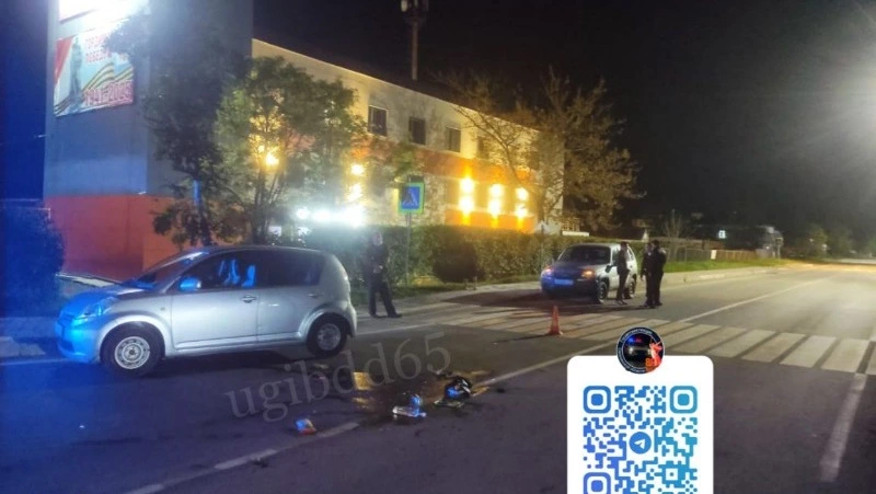 Водитель хэтчбэка сбил женщину в Аниве