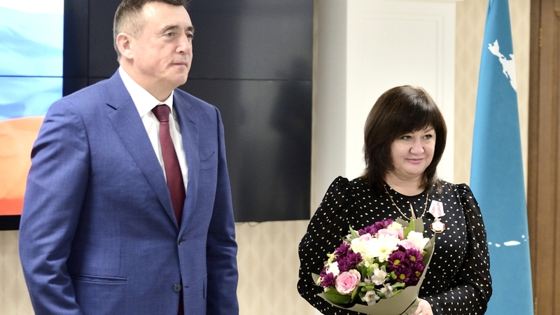 Человек года Сахалина Оксана Солонина загадала главное желание к новогодней елке