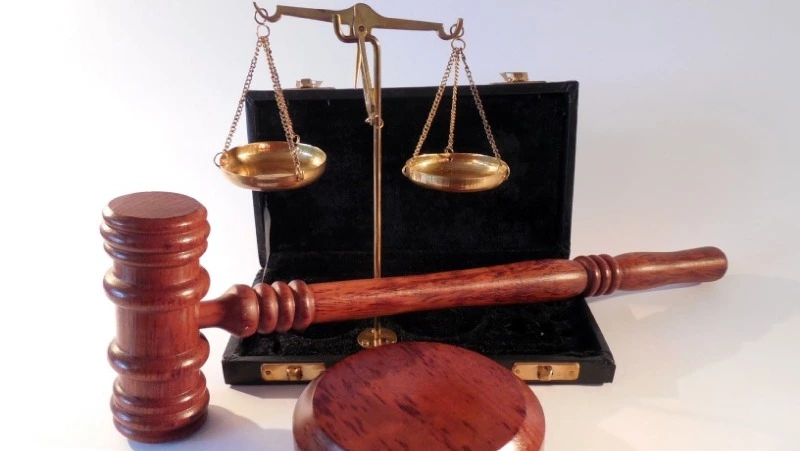 Сотрудница банка на Сахалине ответит в суде за присвоение более 700 тысяч рублей