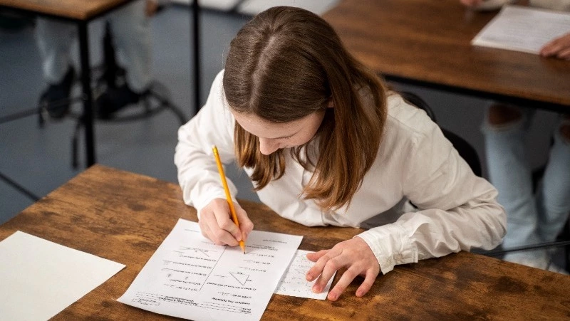 Досрочный ЕГЭ стартует на Сахалине и Курилах 20 марта