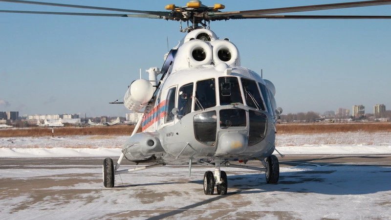 Ребенок, играя, разбил голову в Поронайске. На спасение выслан вертолет