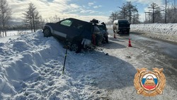 Три человека попали в больницу после ДТП на дороге Южно-Сахалинск — Оха 