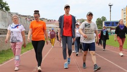 Жители Холмска присоединились к всероссийской акции «10 000 шагов к жизни» 