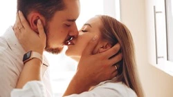 Сжигаем калории с удовольствием: сколько энергии тратится на поцелуи?