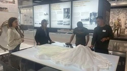 Музыкант Ярослав Сумишевский оценил экспозиции сахалинского музея «Победа»