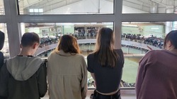 Школьникам Южно-Сахалинска провели экскурсию на заводе «ГринАгро»