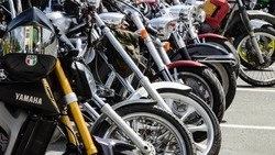 Десятки ДТП, есть погибшие: сахалинцам напомнили статистику и правила в преддверии мотосезона