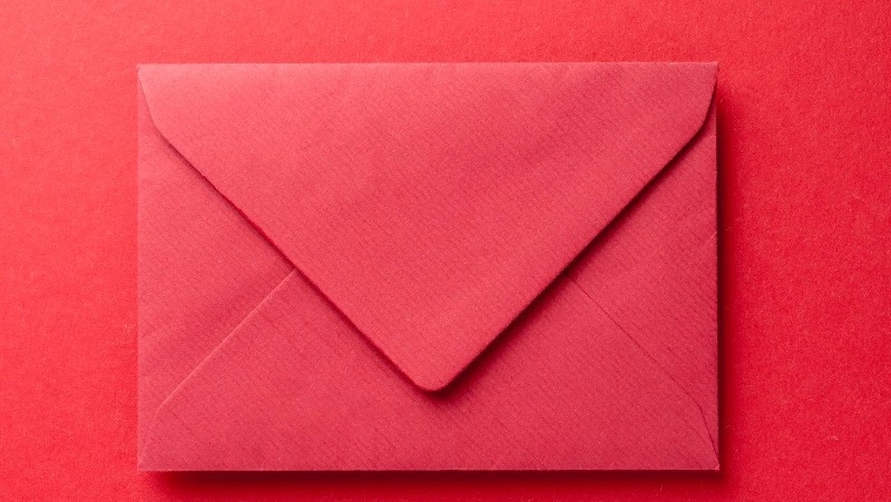 Житель Охи силой забрал конверт с чужими деньгами и получил уголовку