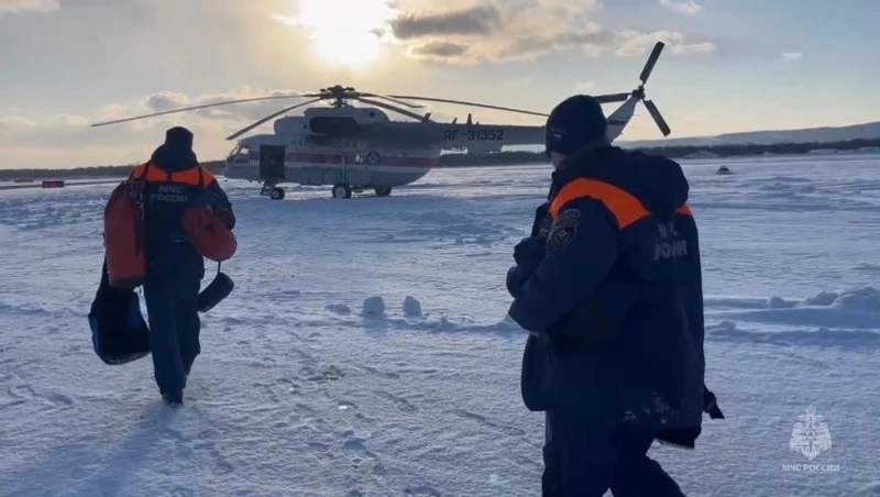 Следком возбудил уголовное дело по факту крушения вертолета Robinson на Сахалине