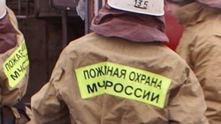 Мусорные баки в Александровске-Сахалинском охватил огонь в ночь на 15 октября 