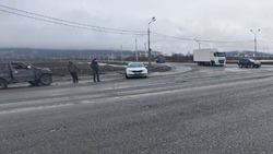 Пострадал пенсионер: в ГАИ озвучили подробности ДТП с Suzuki Jimny в Южно-Сахалинске