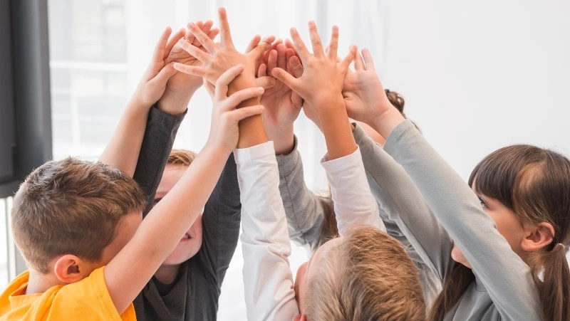 Омбудсмен Ярославская предложила сократить школьные каникулы до двух месяцев