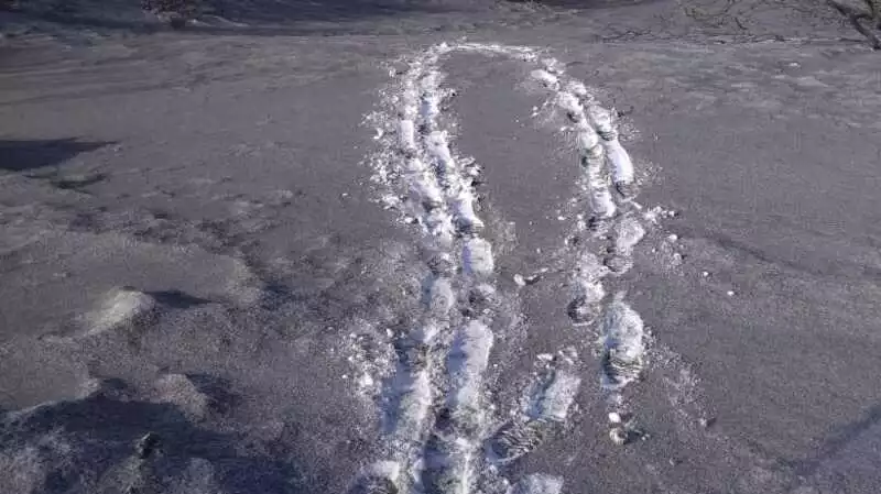 Эбеко обрушил столб пепла на Северные Курилы