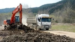 Губернатор выразил поздравления работникам дорожного хозяйства на Сахалине