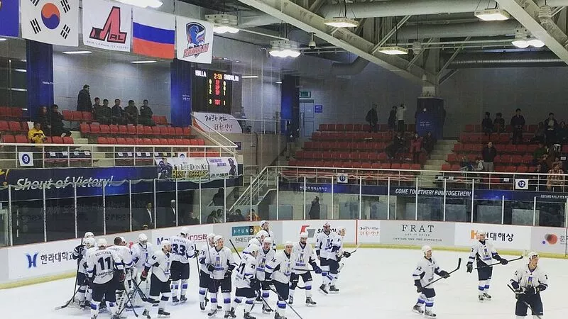 Хоккеисты «Сахалина» проиграли вторую серию в Корее