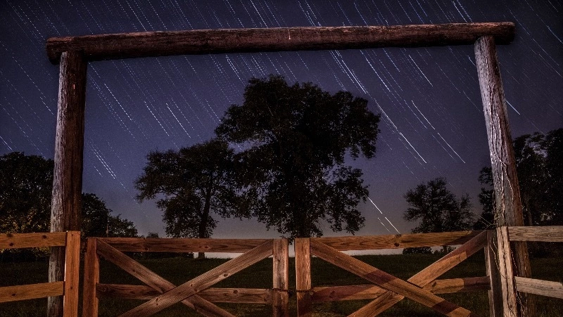 Гороскоп на 23 октября 2023 года: коммерческий успех и стремление к переменам