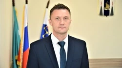 Валерий Лимаренко поздравил Юрия Болдова с избранием на должность мэра Тымовского
