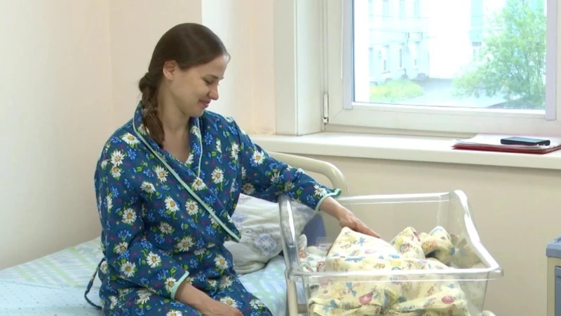 В России проявился новый праздник - день беременных. Медосмотр 09.10.24