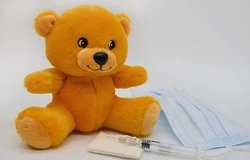 Гинцбург дал установку за полгода привить от коронавируса 10 млн подростков