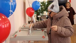 Жители Томари рассказали, почему важно голосовать на выборах президента РФ 