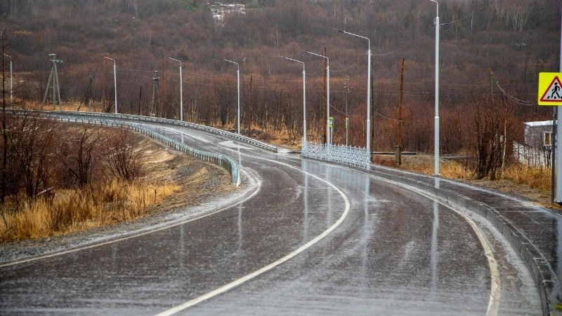 Новая автодорога в Охе сэкономит траты сахалинцев на автомойку